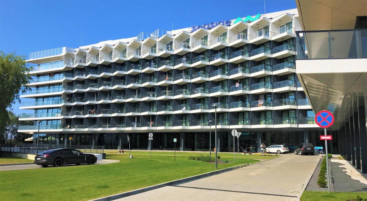 6 Pietro Seaside Apartment *