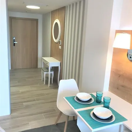 6 Pietro Seaside Apartment Kolobrzeg Exterior photo