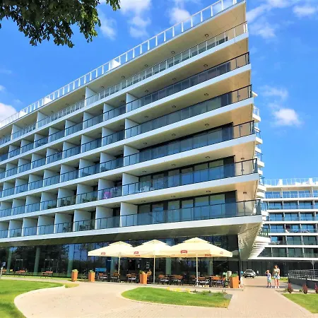 6 Pietro Seaside Apartment Kolobrzeg Exterior photo